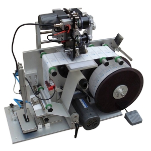 半自動平面貼標(biāo)機(jī)